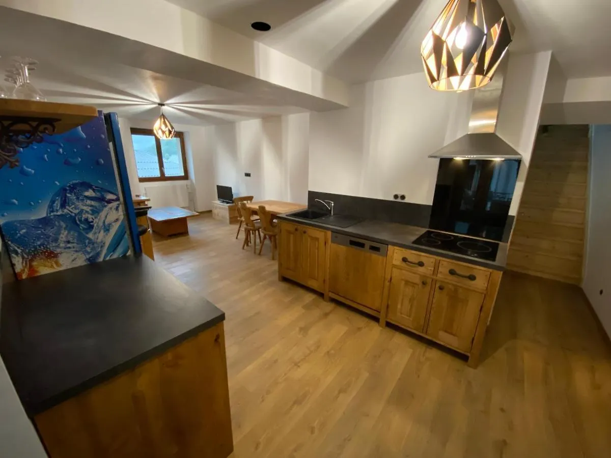 Appartement 75m2 duplex au cœur du village de Queige