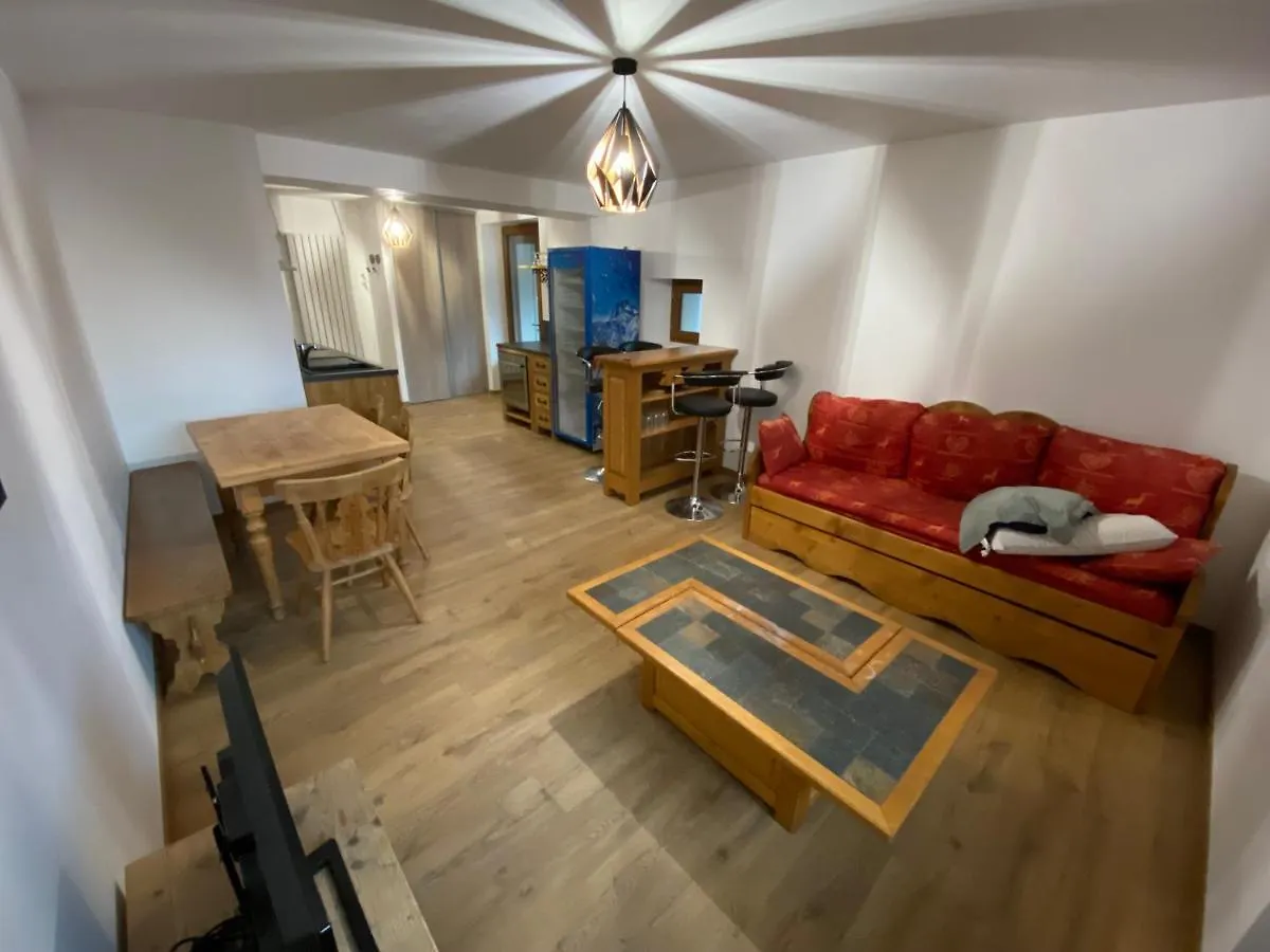 Appartement 75m2 duplex au cœur du village de Queige 0*,
